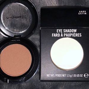 Mac single eyeshadow in cork. New and unused